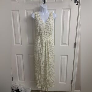 A New Day green and off white fish print maxi dress with tie back detail.
